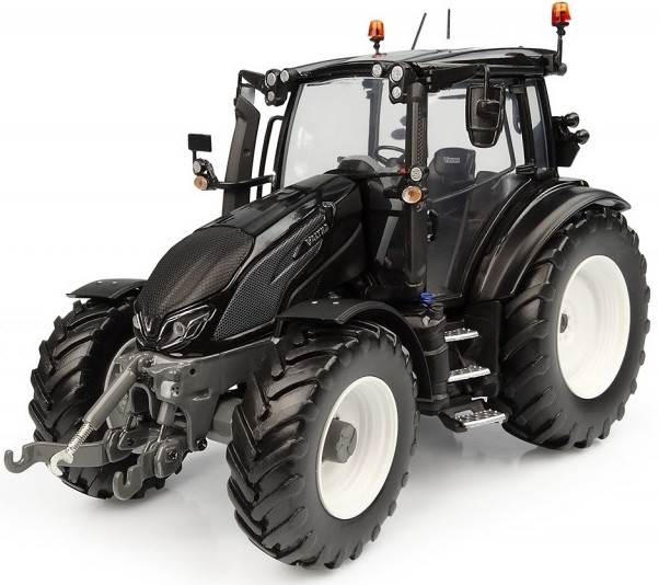 Valtra G135 Unlimited Black - Limited Edition